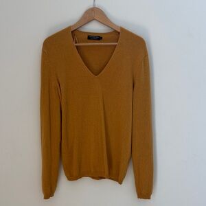 Monoprix Femme 100% Cashmere V-Neck Sweater | Size 2 | Ochre/Mustard | No Flaws